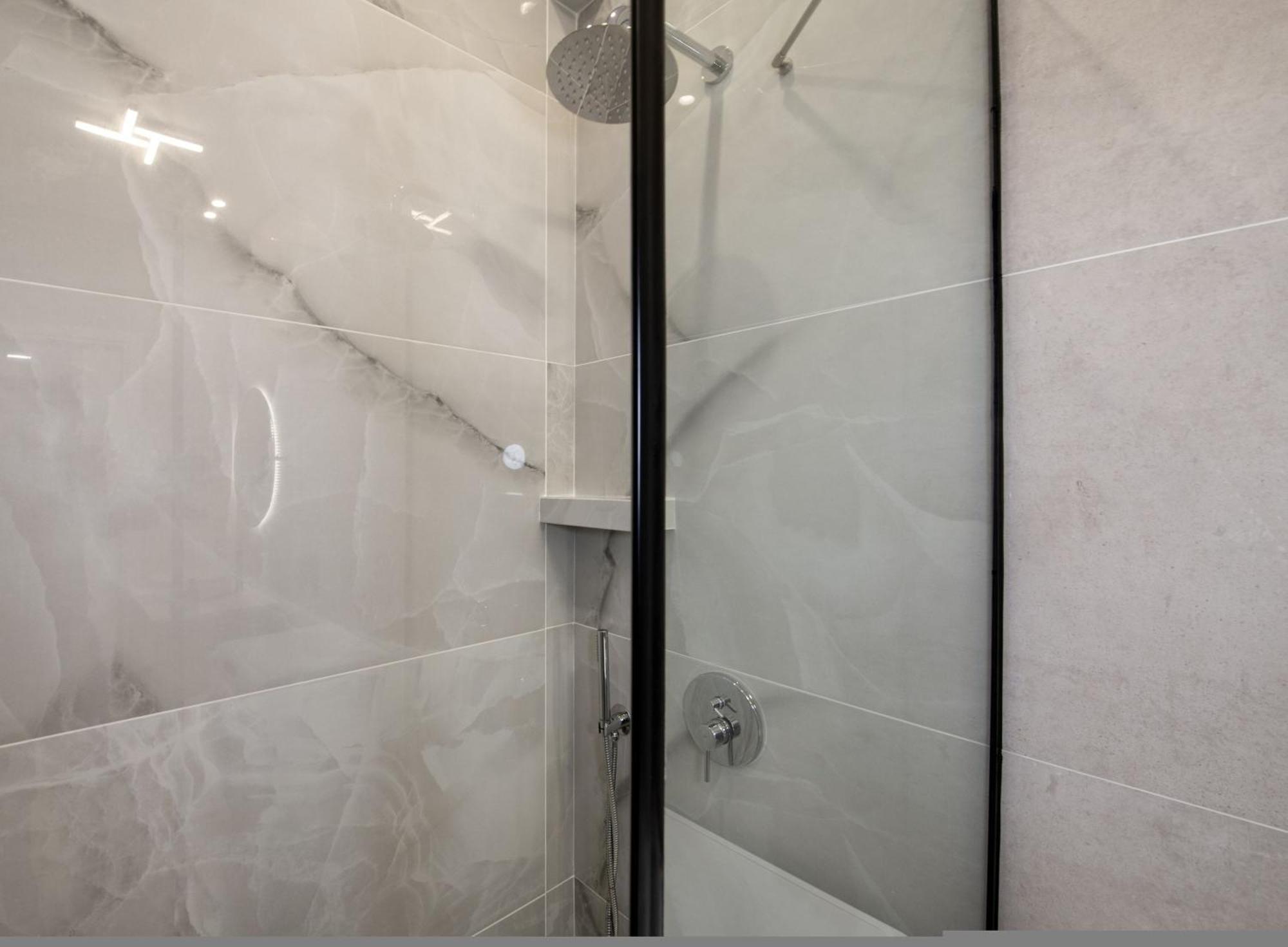 Cherry Central Luxury Suites Chania  Exterior photo