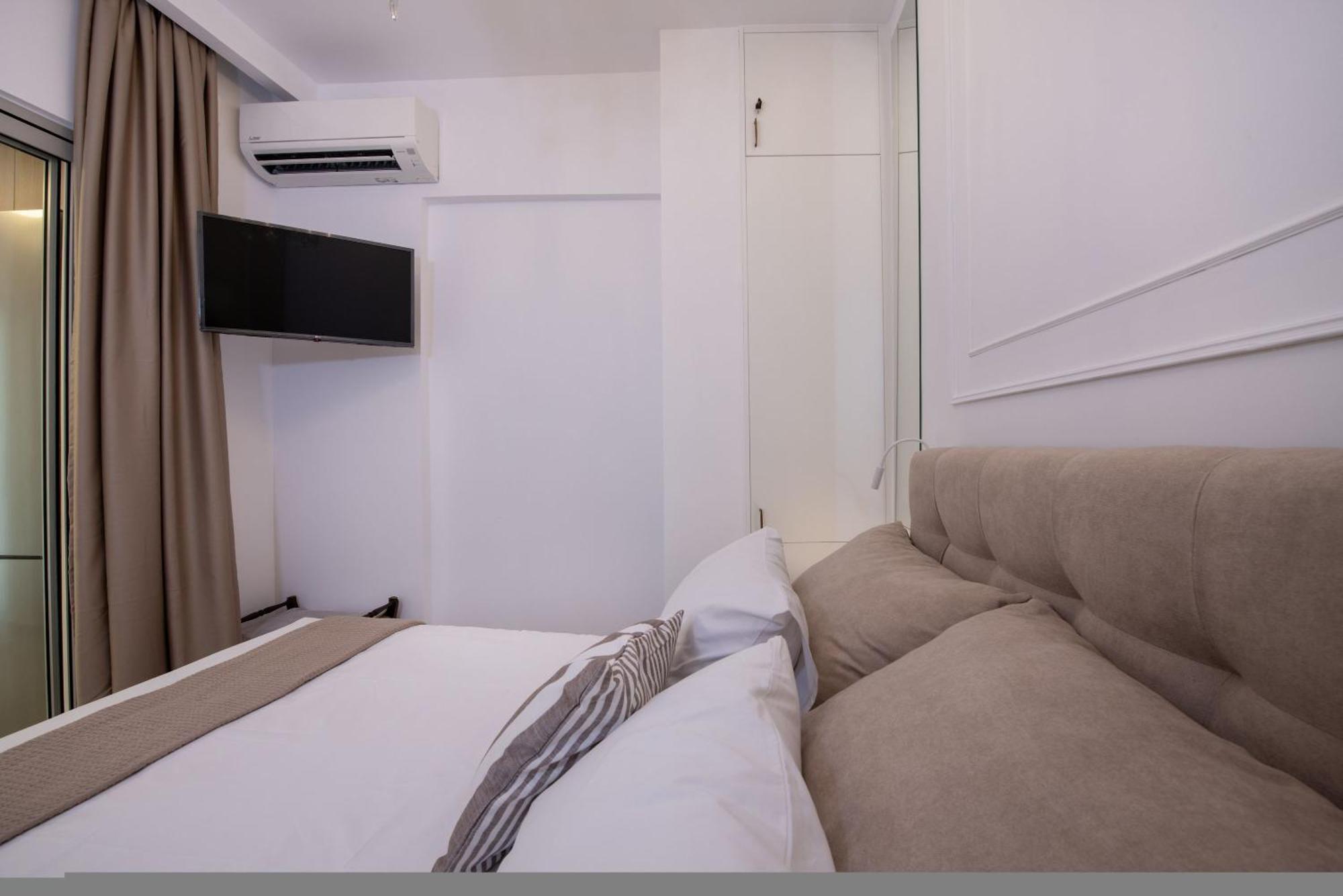 Cherry Central Luxury Suites Chania  Exterior photo