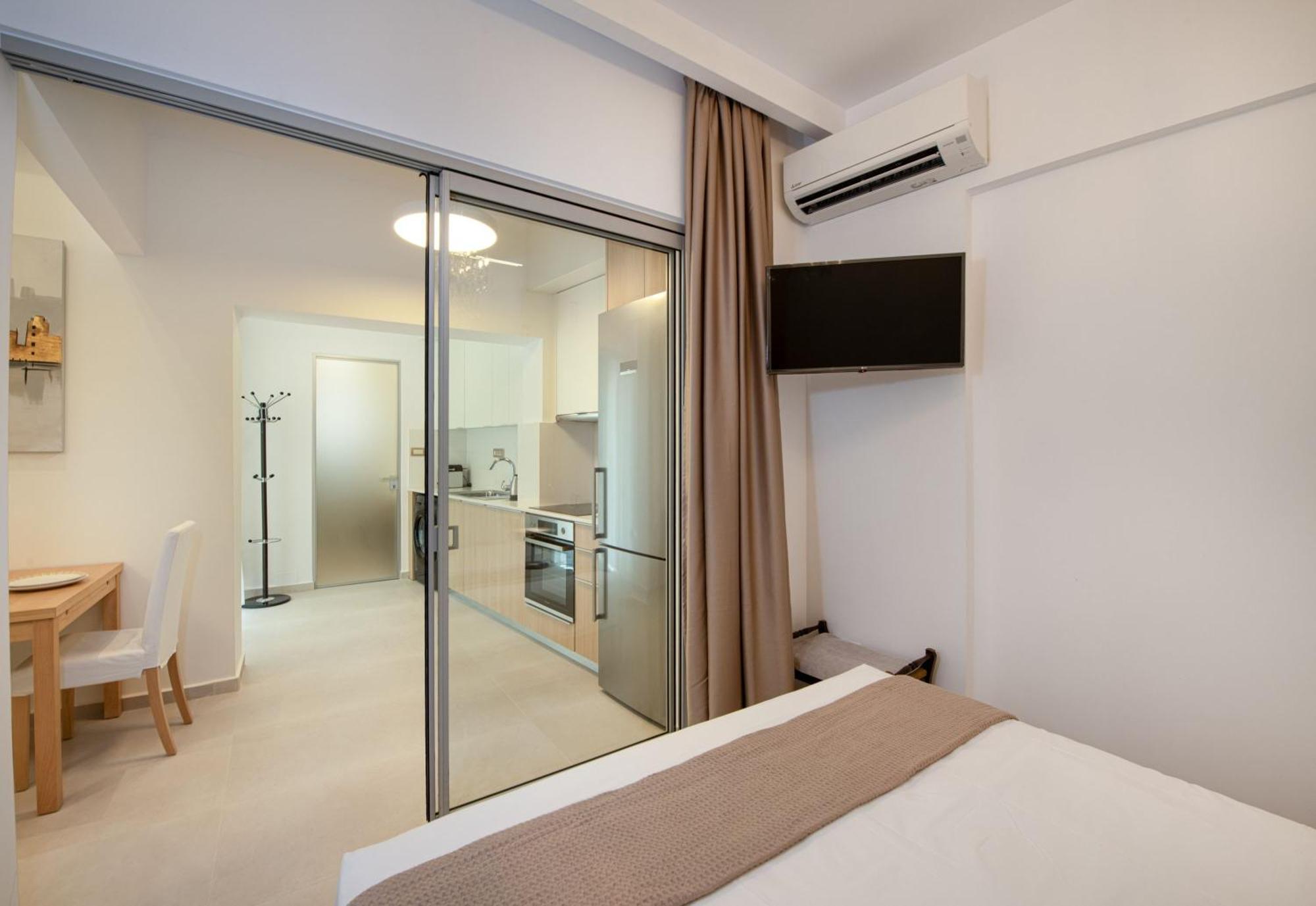 Cherry Central Luxury Suites Chania  Exterior photo