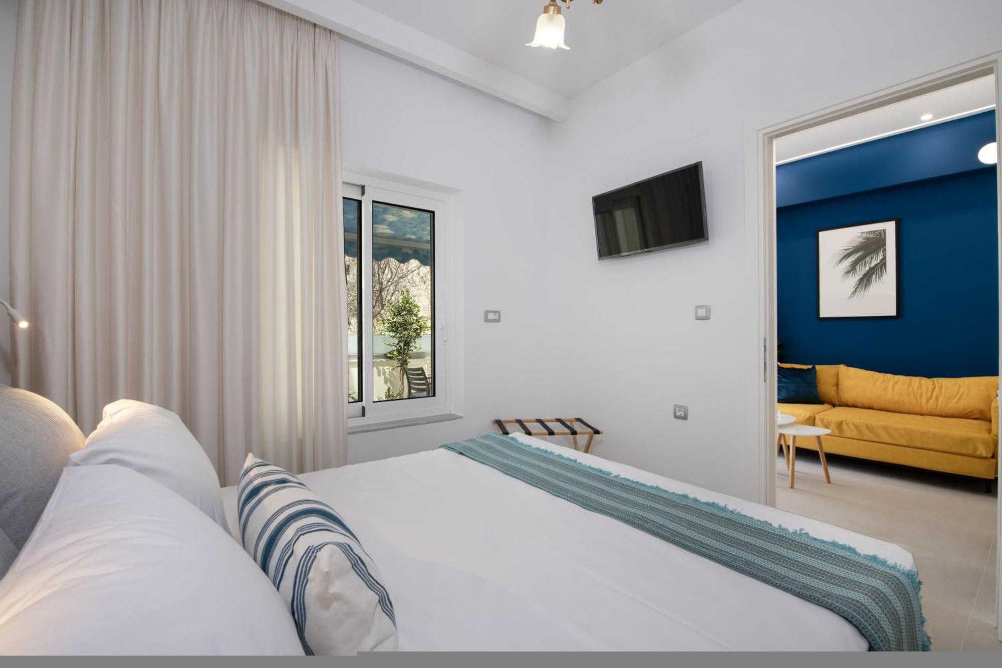 Cherry Central Luxury Suites Chania  Exterior photo